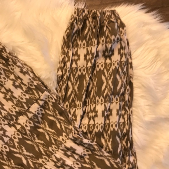 Xhilaration cropped leg pant - Picture 5 of 6